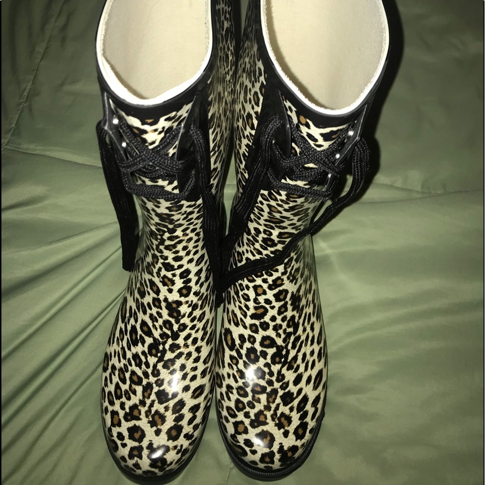 Rain boots